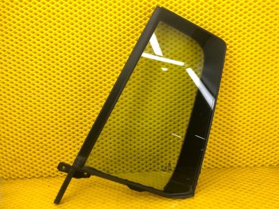 Стекло (форточка) задней левой двери Volkswagen Tiguan