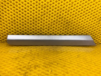 Накладка двери Audi Q7 2014 4LB