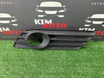 Накладка противотуманной фары Opel Astra H