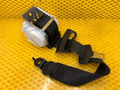 Ремень безопасности задний центральный Mercedes-Benz S-Class 2014 W222