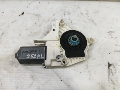 Моторчик стеклоподъемника Audi A6 2012