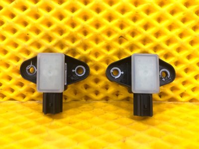 Датчик удара двери Volkswagen Tiguan