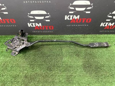 Замок капота Volkswagen Passat B5