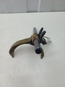 Вилка кпп VOLKSWAGEN Eos 2007