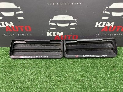 Решетка вентиляционная Opel Astra J