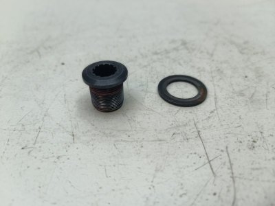 Болт кпп VOLKSWAGEN Golf 2