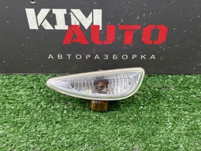 Повторитель поворота в крыло Hyundai Solaris 1