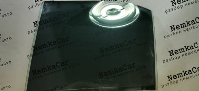 Стекло двери Mercedes C180 1996 W202