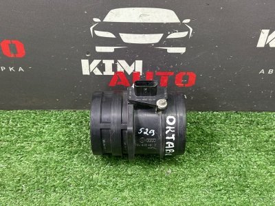 Датчик массового расхода воздуха ДМРВ Skoda Octavia A5