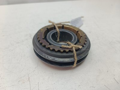 Муфта синхронизатора кпп VOLKSWAGEN Golf 2