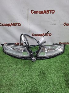 Фара противотуманная Toyota Estima 2003 ACR40W