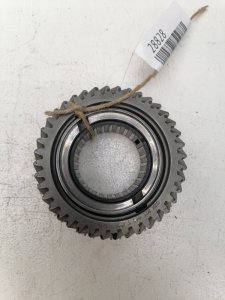 Шестерня 4 передачи Volkswagen Golf 2009 6