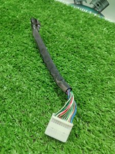 Фишка разъем TOYOTA IST