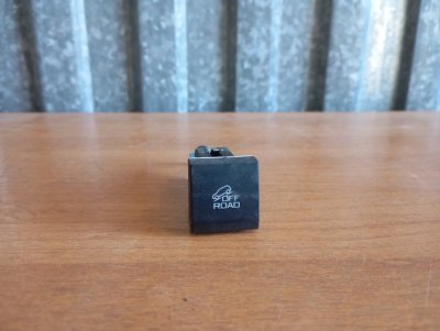 Кнопка Off Road Skoda YETI 2011 5L