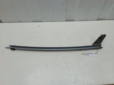 Направляющая стекла двери Nissan Note E11