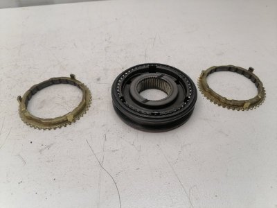 Муфта синхронизатора кпп Volkswagen Golf 2009 6