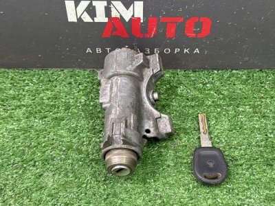 Замок зажигания с ключом Skoda Octavia A4
