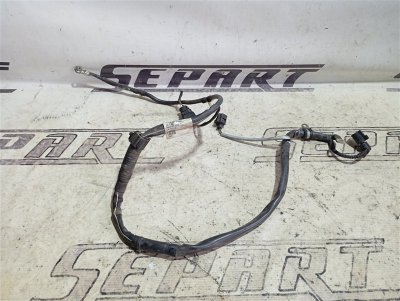 Проводка стартера и генератора Volkswagen Touran 2011 1T