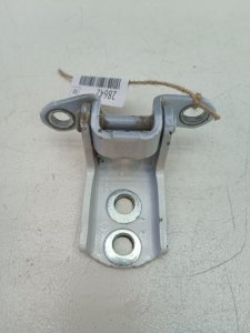 Петля двери Nissan Note E11