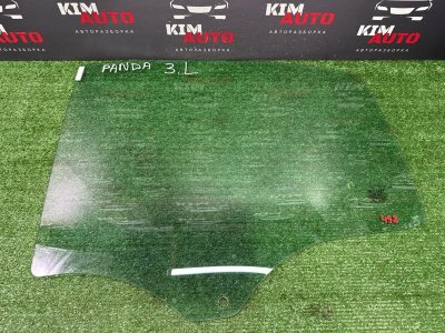 Стекло двери Fiat Panda