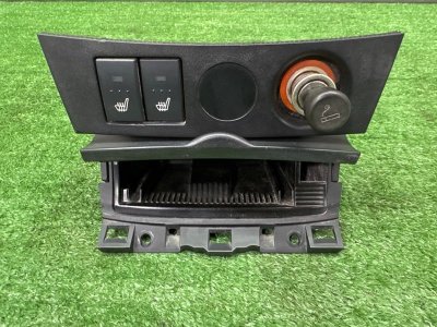 Ящик передней консоли (пепельница) mazda mazda 3