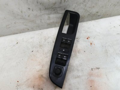 Блок управления стеклоподъемниками Volkswagen Jetta 2008