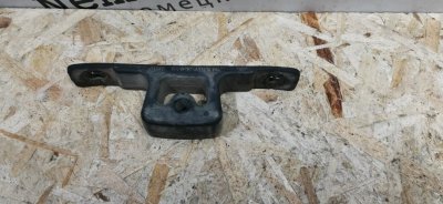 Кронштейн глушителя BMW 7-Series 2001 E65