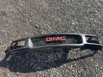 Бампер GMC Jimmy II 1995