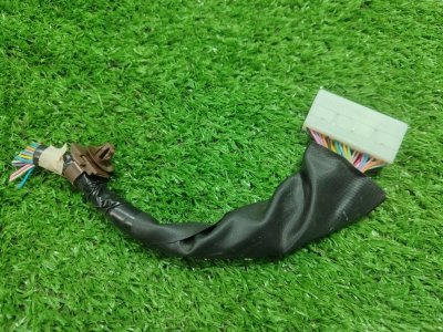 Фишка разъем TOYOTA SIENTA NCP81/NCP80