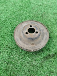 Шкив водяного насоса. лада 21102 2002