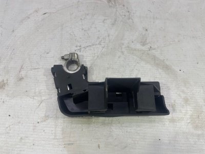 Клемма Audi A6 2012