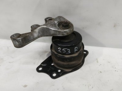 Подушка двигателя Volkswagen Polo 2020