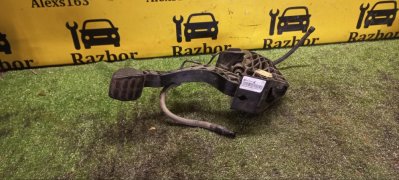 Педаль сцепления Volkswagen Polo 2014