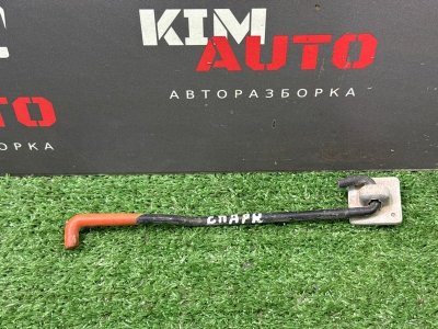 Упор капота Chevrolet Spark M200