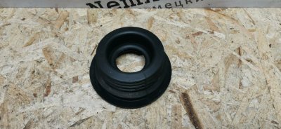 Пыльник рулевой колонки Mercedes W124 1989 E260