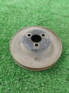 Шкив водяного насоса. лада 21102 2002