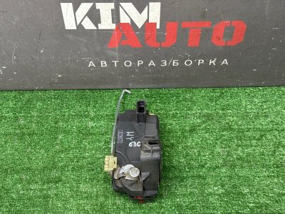 Замок двери Opel Zafira B