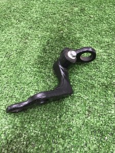 Петля двери