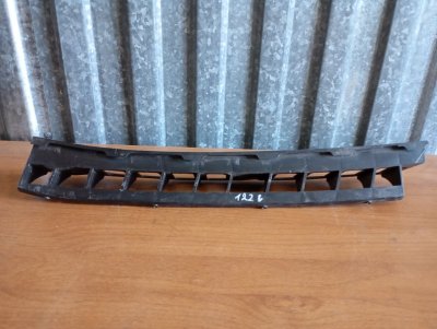 Кронштейн бампера Skoda YETI 2011 5L