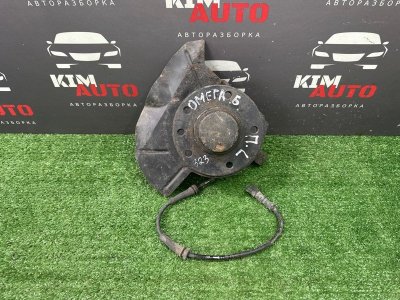 Кулак поворотный Opel Omega B