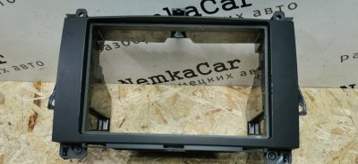 Рамка магнитолы Mercedes Vito 2011 639 рест