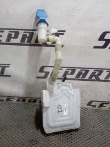 Бачок омывателя Skoda YETI 2011 5L