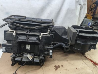 Корпус отопителя Audi A6 2012