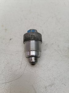 ФИКСАТОР ВИЛКИ КПП Volkswagen Golf 2009 6