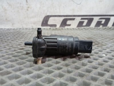 Насос омывателя стекла Skoda YETI 2011 5L