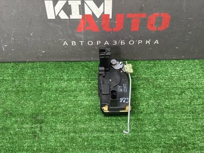 Замок двери Opel Zafira