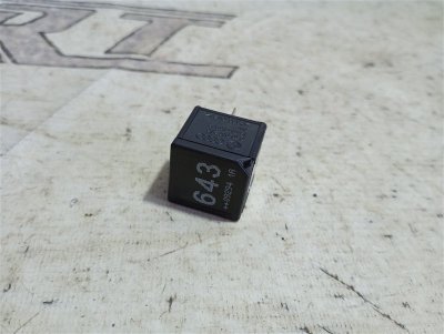 Реле Audi A3 2009 8P