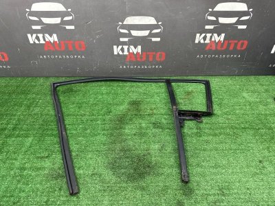 Уплотнитель стекла направляющий Kia Sportage 3 2015 SL