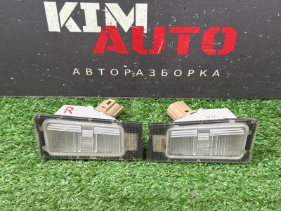 Плафон подсветки номера Kia Ceed 2 2015 SW