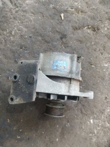 Генератор Volkswagen Golf 2